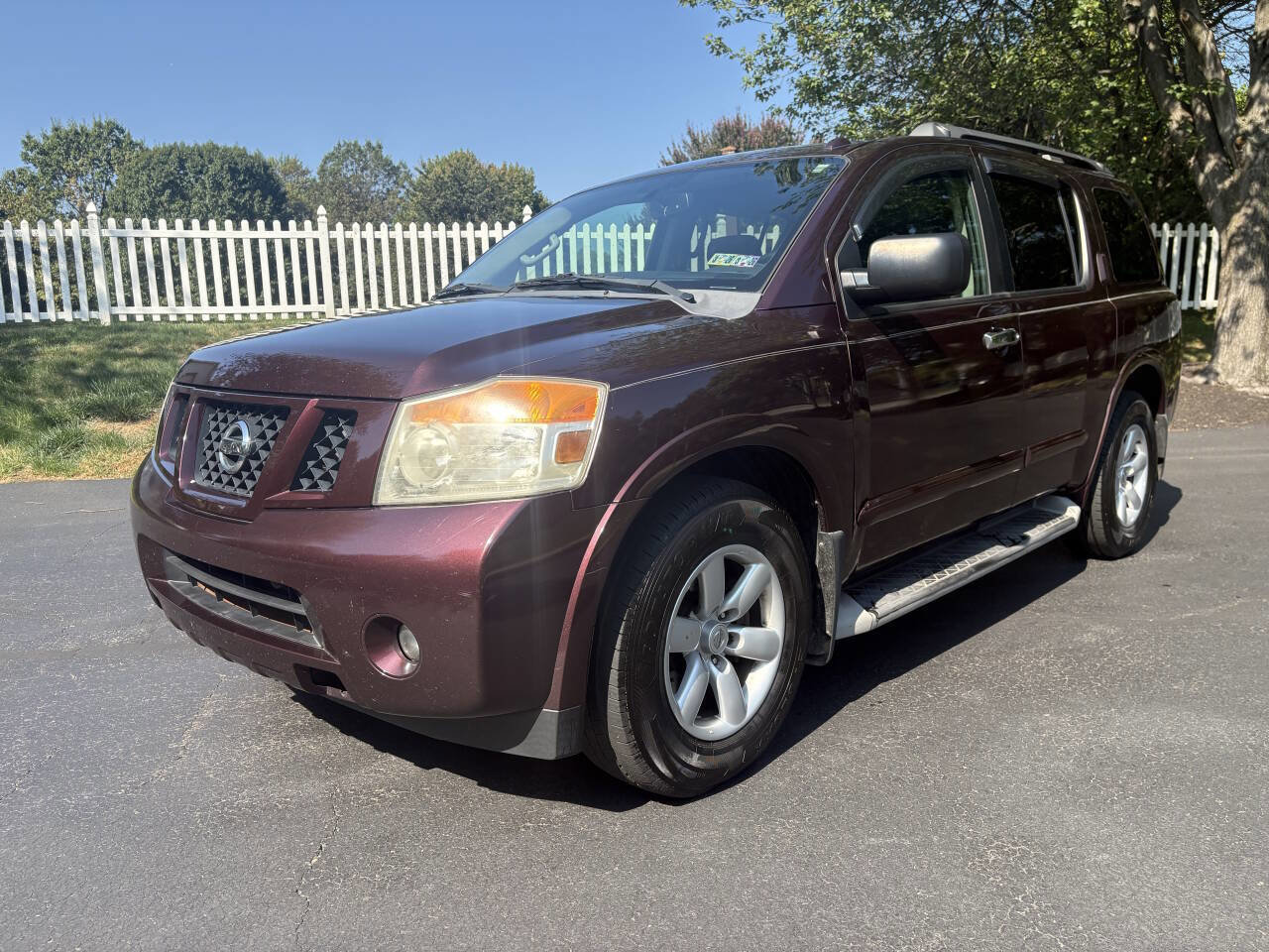 Used 2013 Nissan Armada SV image 2