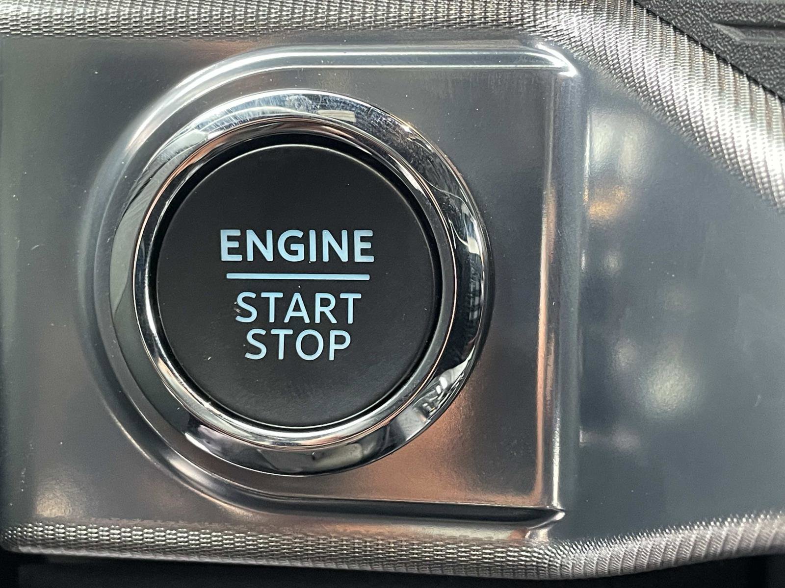 New 2025 Ford F150 Lariat w/ Equipment Group 502A High image 28