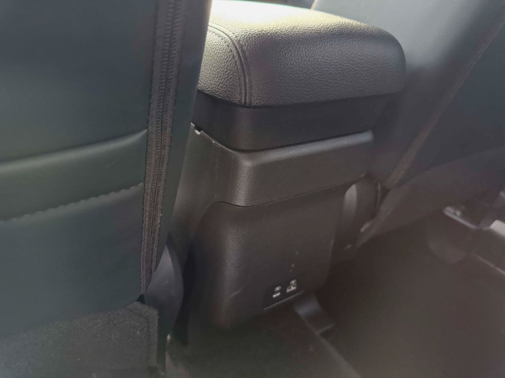 Used 2025 Mitsubishi Outlander Sport SE AWD/4WD image 15