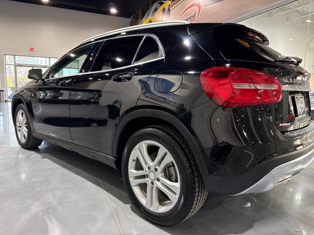 Used 2015 Mercedes-Benz GLA 250 4MATIC w/ Multimedia Package image 35