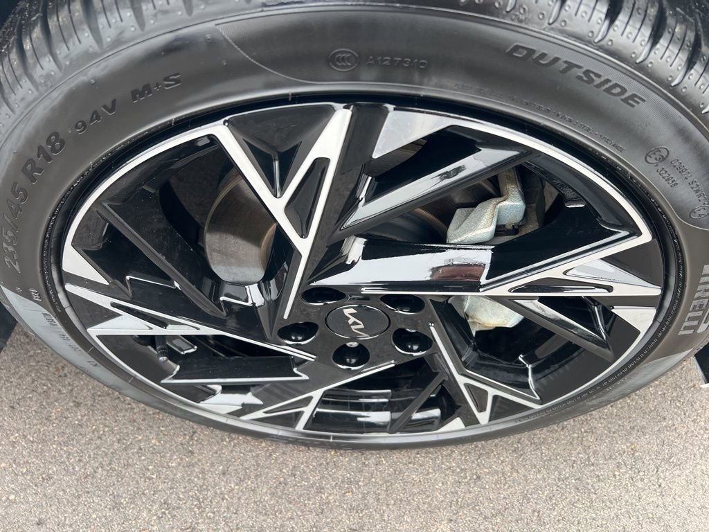 Certified 2025 Kia K5 GT-Line image 38