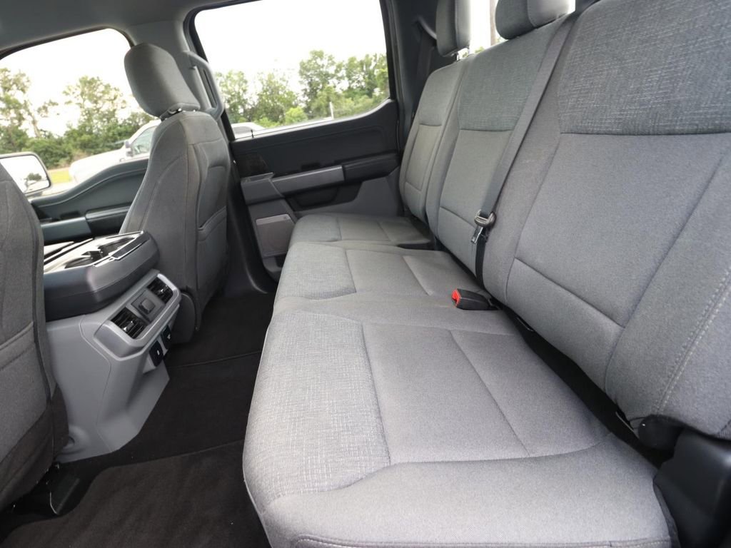 Used 2024 Ford F150 Lightning Flash AWD/4WD image 9