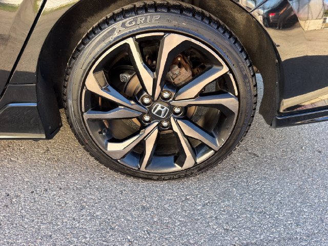 Used 2018 Honda Civic Sport image 31