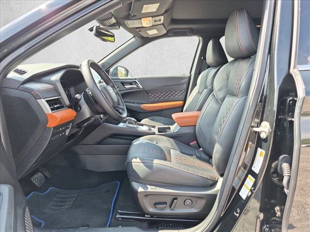 Used 2023 Mitsubishi Outlander SEL 40th Anniversary AWD/4WD image 15