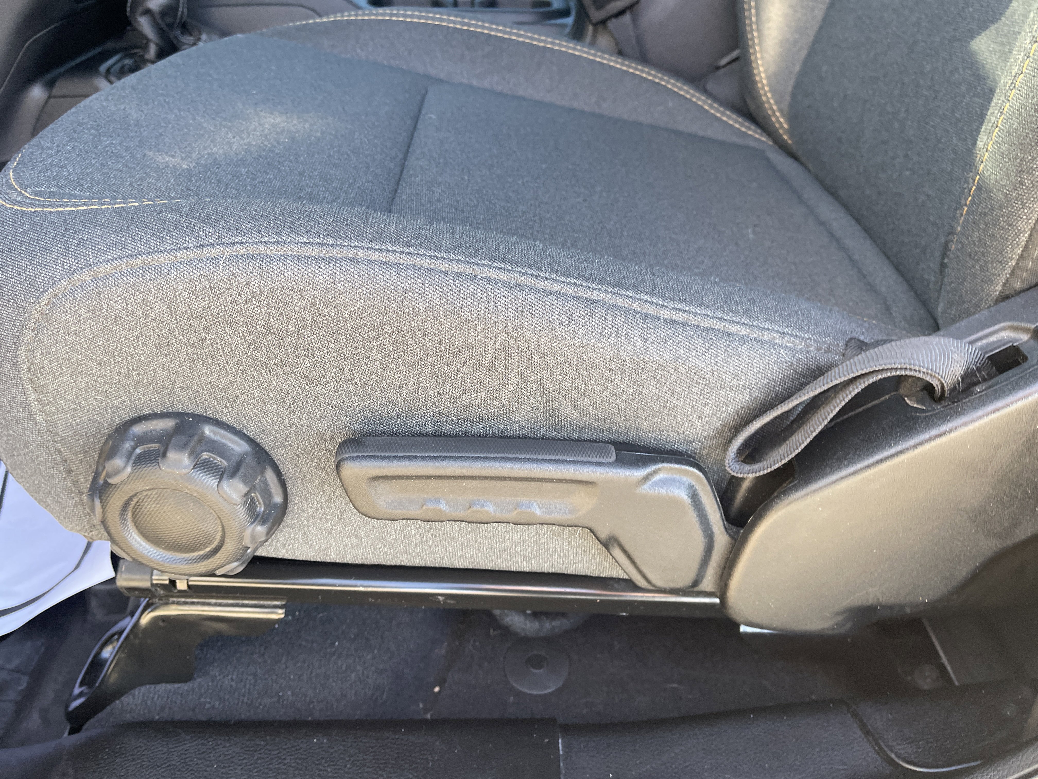 Used 2025 Jeep Gladiator Willys image 13