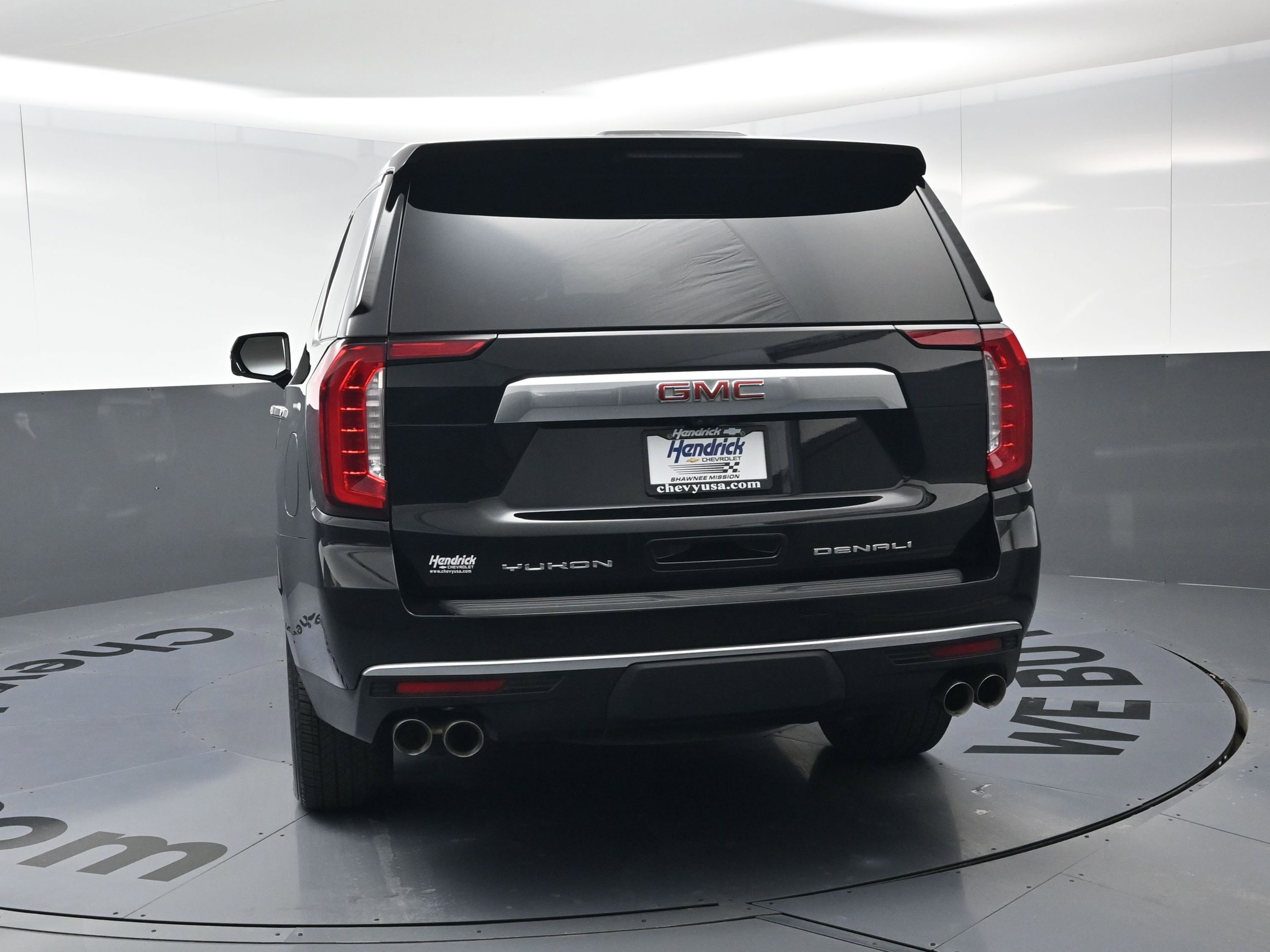 Used 2023 GMC Yukon Denali w/ Advanced Technology Package image 8