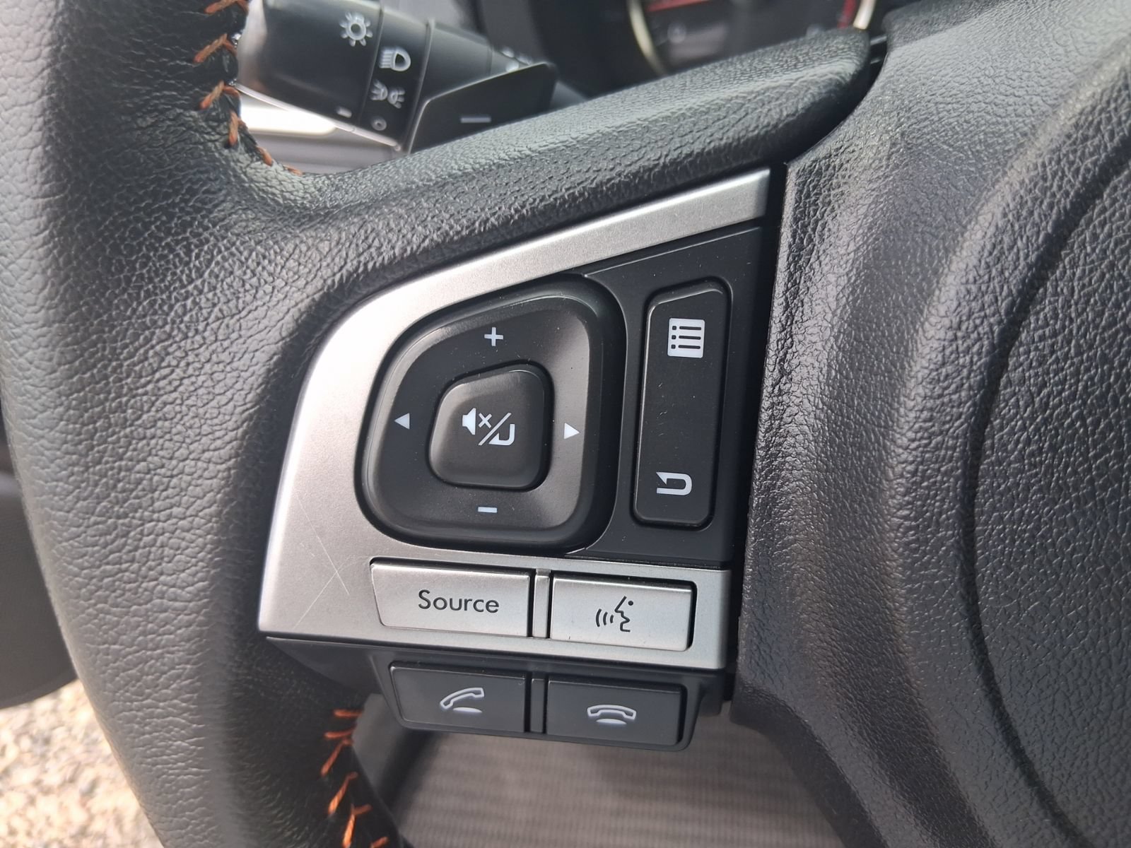 Used 2017 Subaru Crosstrek 2.0i Premium AWD/4WD image 19