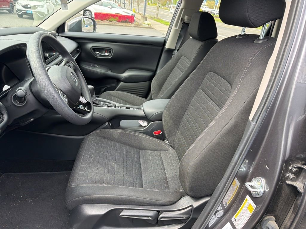 Used 2023 Honda HR-V LX image 8