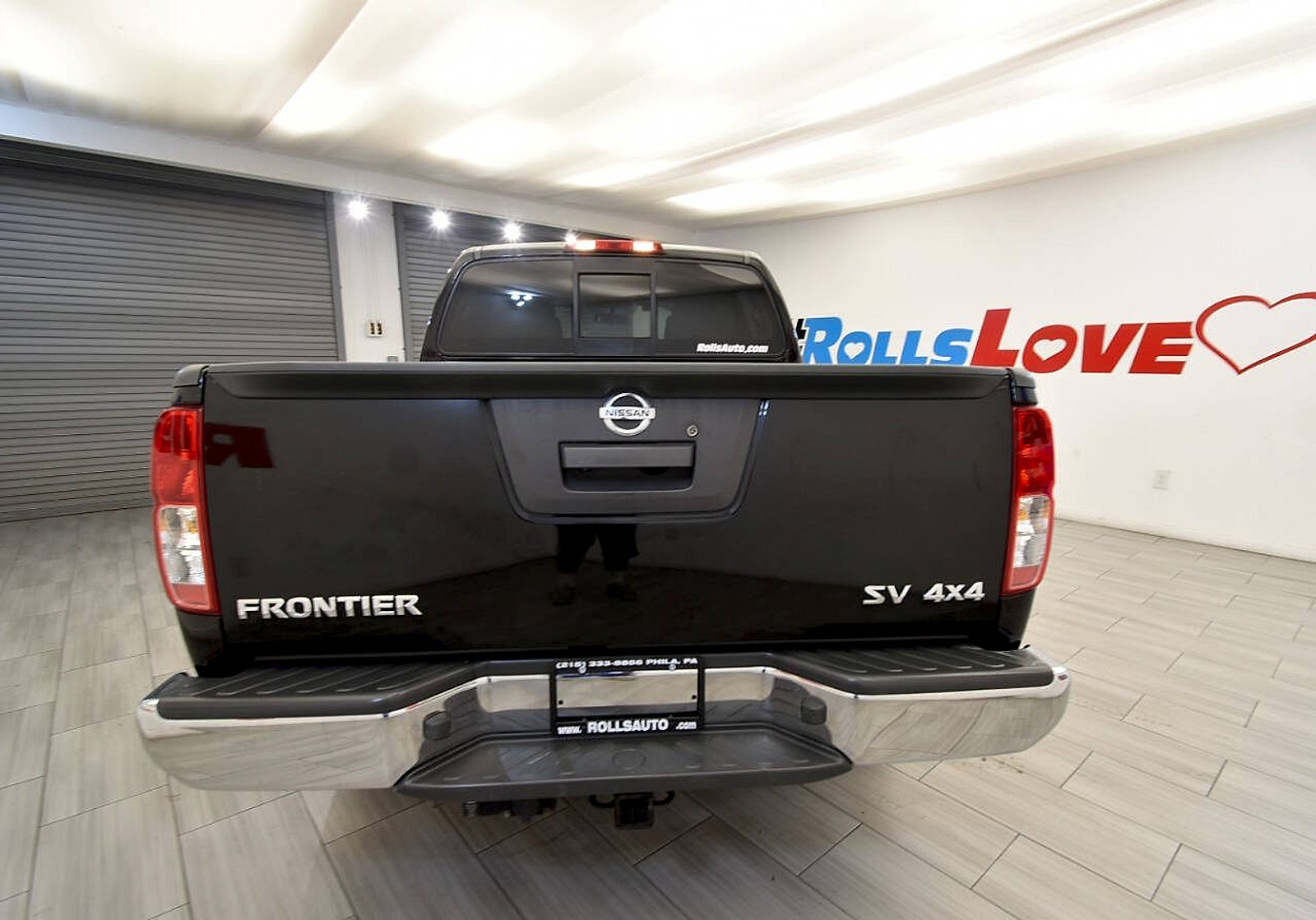 Used 2018 Nissan Frontier SV AWD/4WD image 4