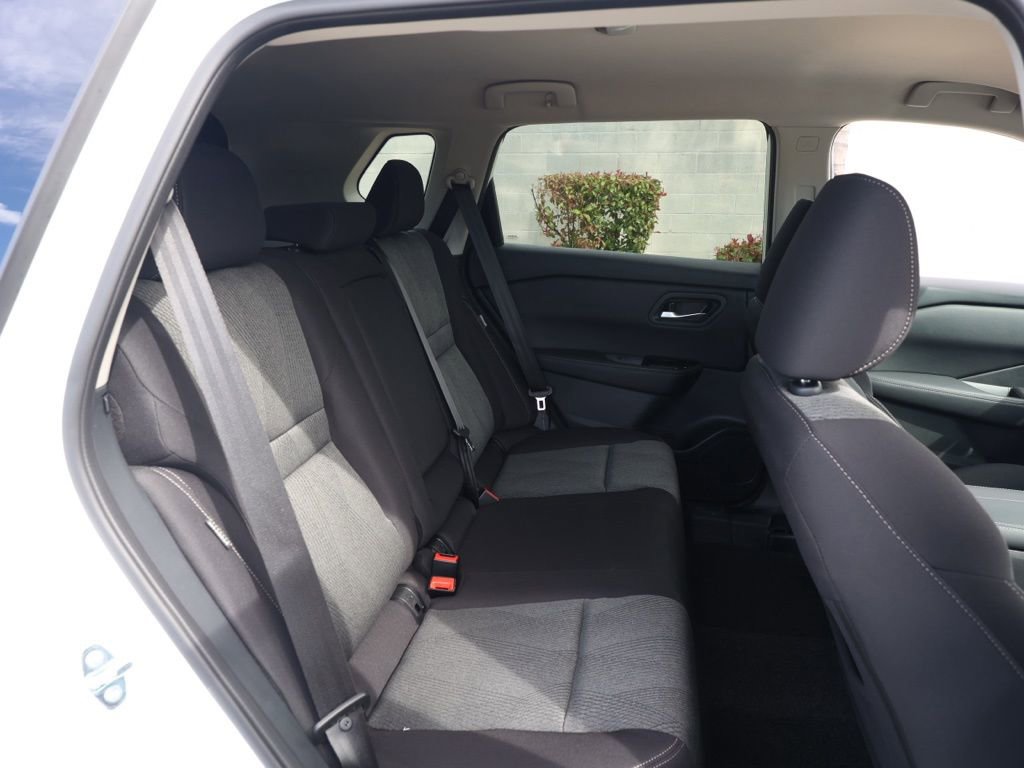 New 2026 Nissan Rogue SV image 18