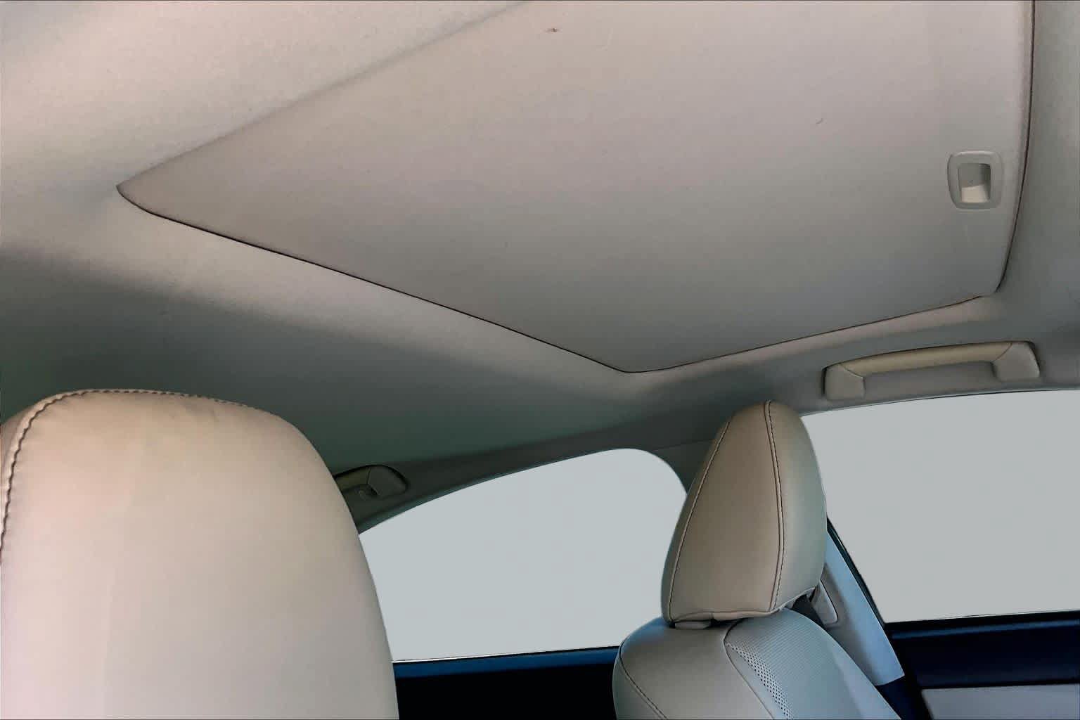 Used 2016 Lexus ES 300h w/ Navigation System Package FWD image 13