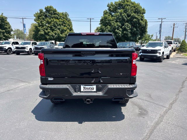 New 2026 Chevrolet Silverado 1500 Custom Trail Boss w/ Dark Appearance Package AWD/4WD image 6