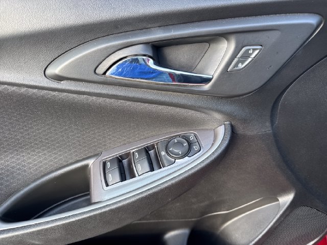 Used 2022 Chevrolet Malibu RS FWD image 11