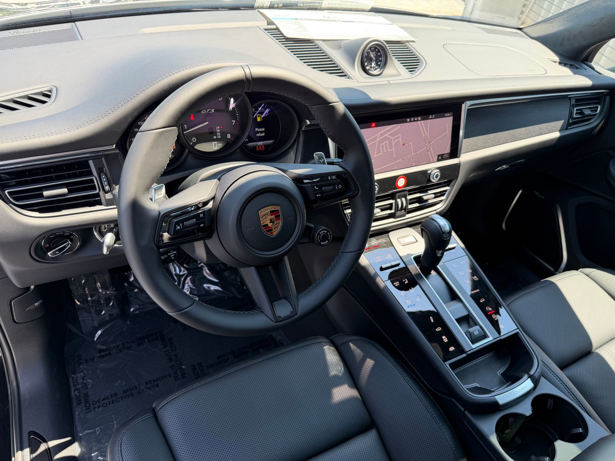 New 2026 Porsche Macan GTS AWD/4WD image 4