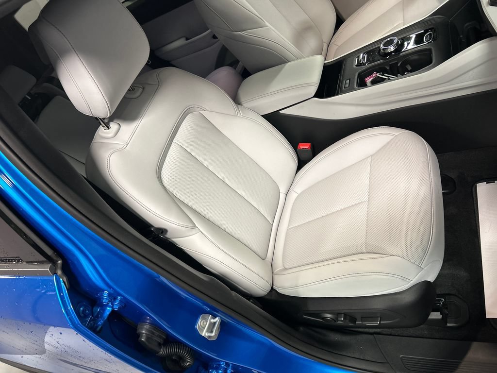 New 2026 Jeep Cherokee Limited AWD/4WD image 23