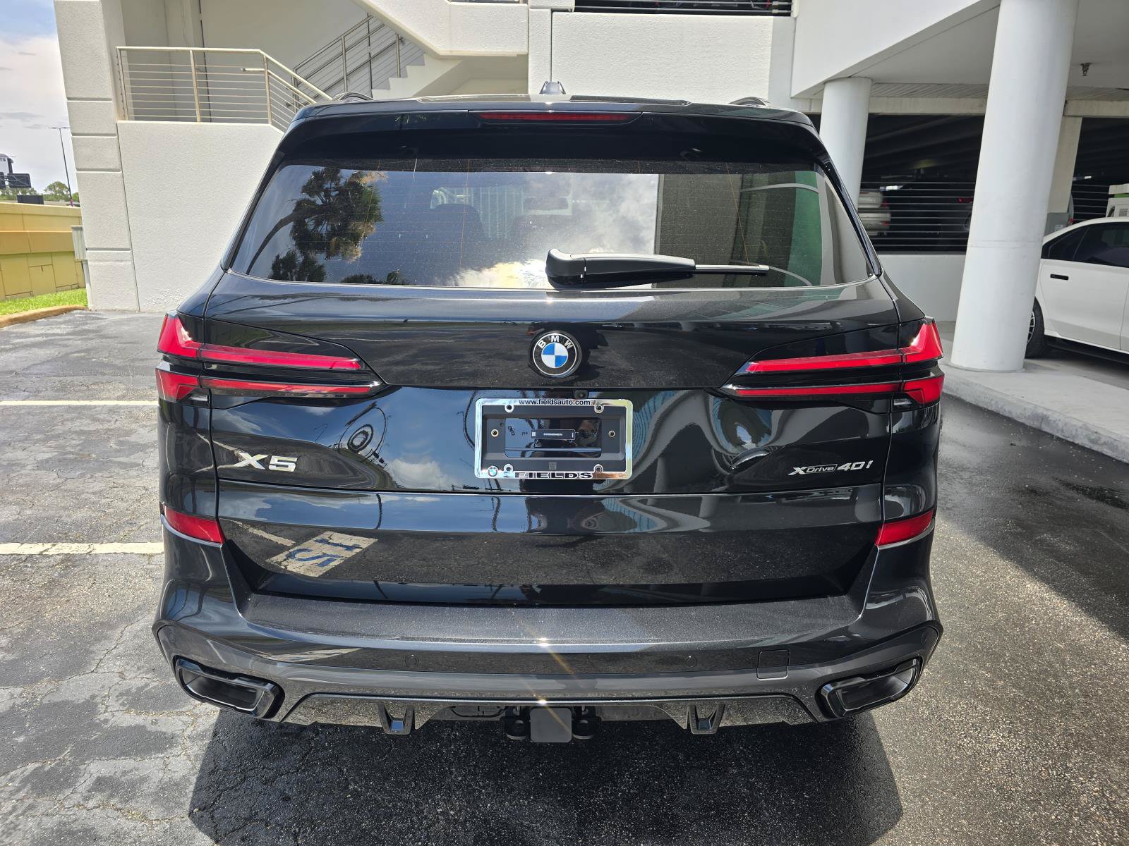 New 2026 BMW X5 xDrive40i w/ M Sport Package AWD/4WD image 4