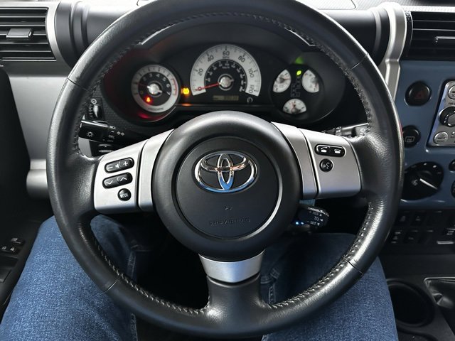 Used 2013 Toyota FJ Cruiser 4WD image 23