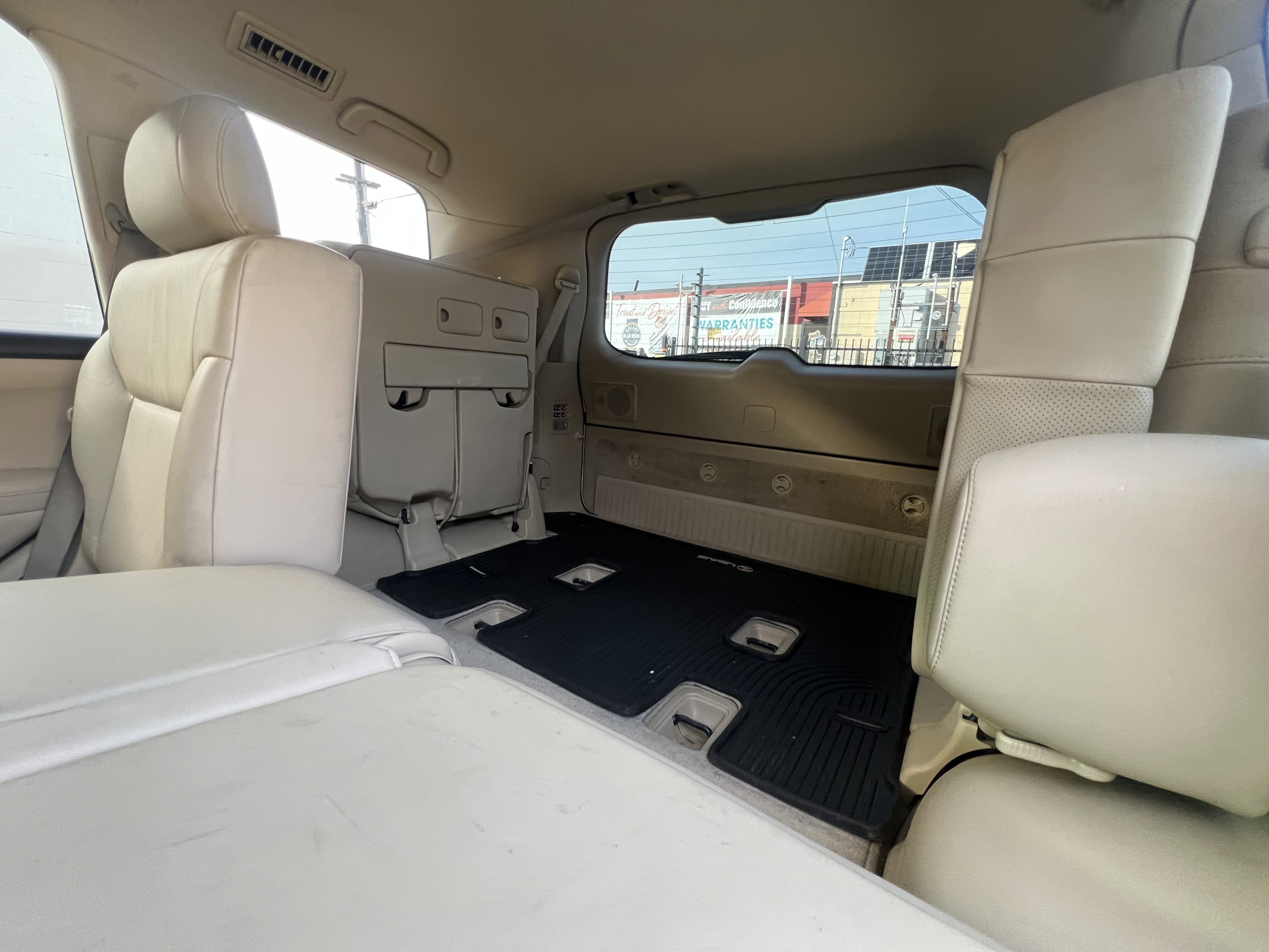 Used 2009 Lexus LX 570 4WD image 26