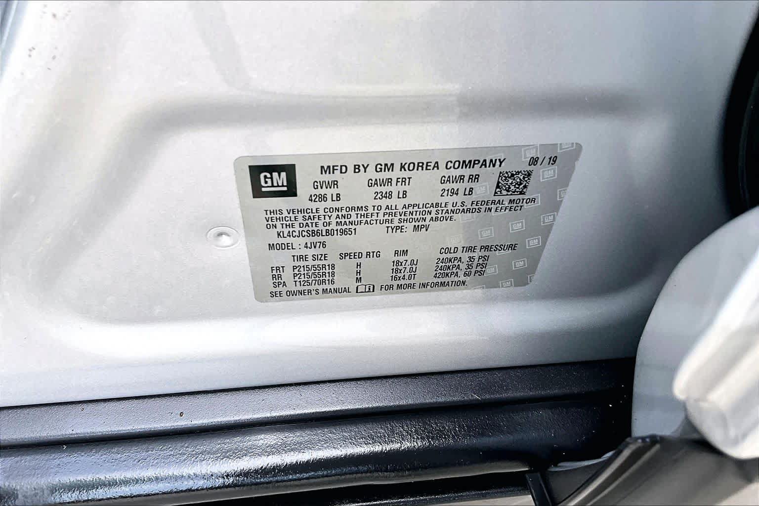 Used 2020 Buick Encore Essence w/ Safety Package II FWD image 35