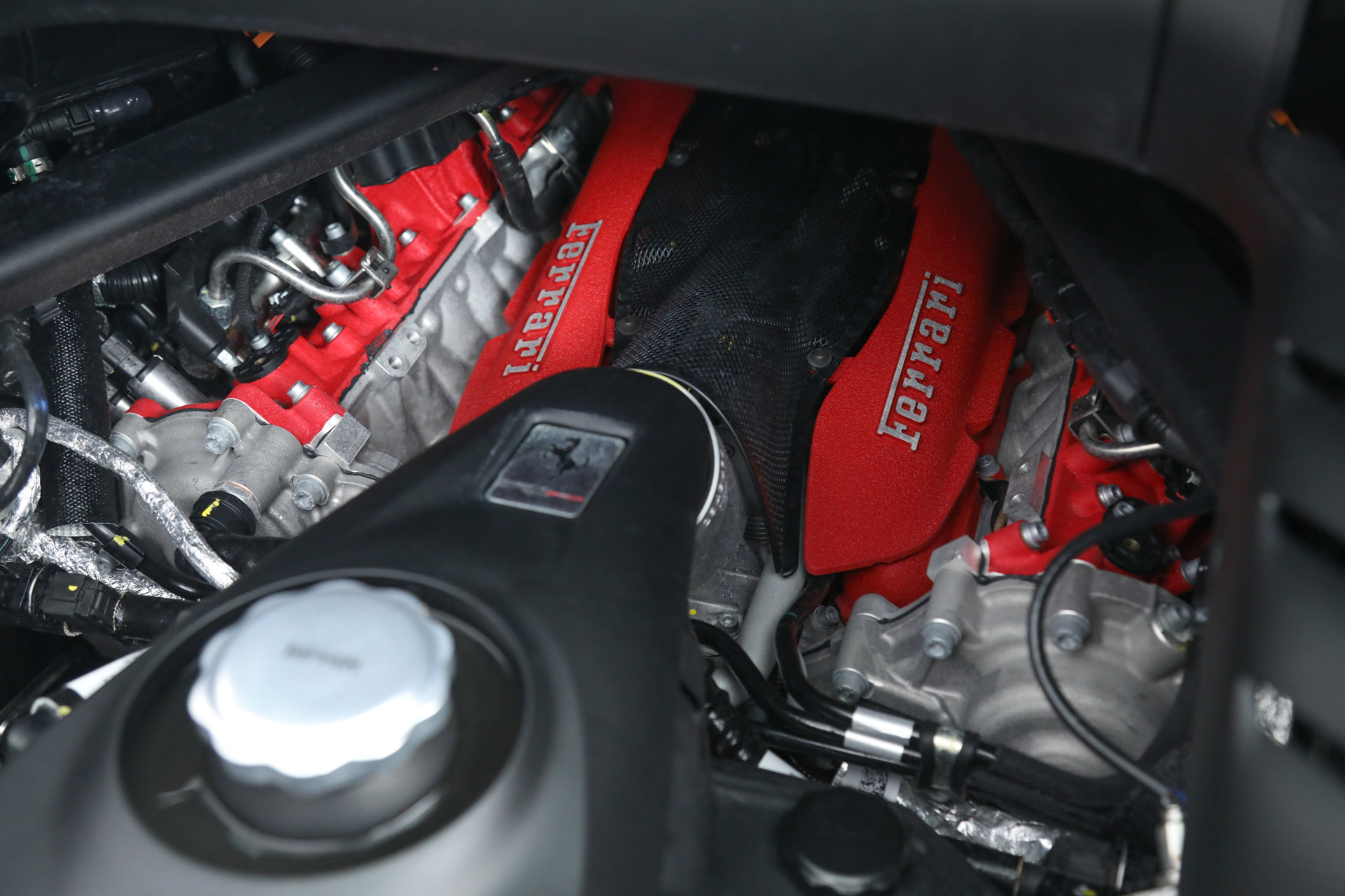 Certified 2024 Ferrari SF90 Spider AWD/4WD image 38