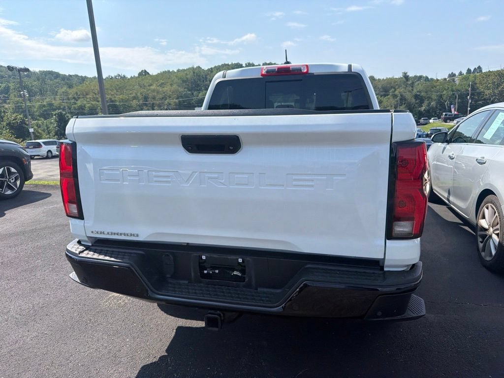 Used 2024 Chevrolet Colorado Z71 w/ Z71 Convenience Package 2 AWD/4WD image 5