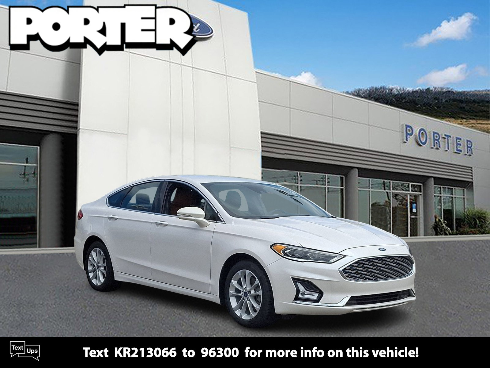 Used 2019 Ford Fusion Energi Titanium FWD image 1