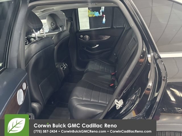 Used 2016 Mercedes-Benz GLC 300 4MATIC image 28