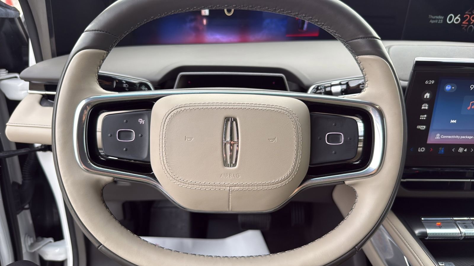 Certified 2024 Lincoln Nautilus Premier AWD/4WD image 14