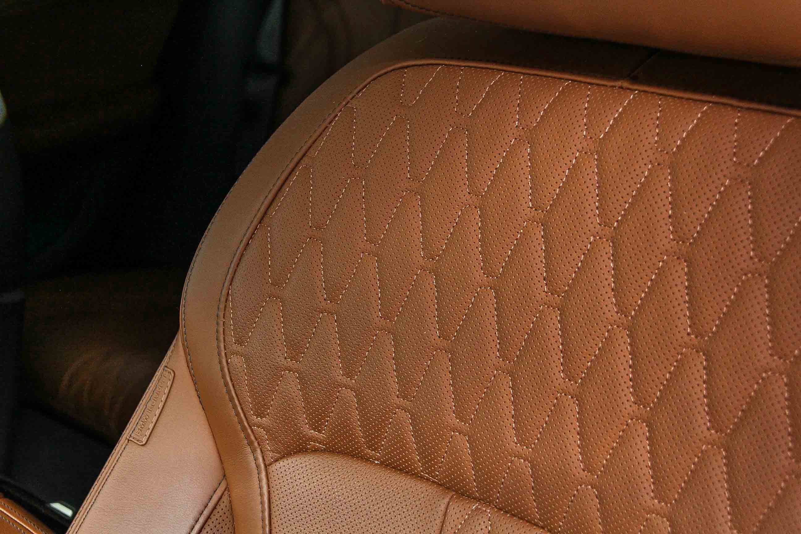 Used 2024 BMW X6 xDrive40i w/ Executive Package image 25