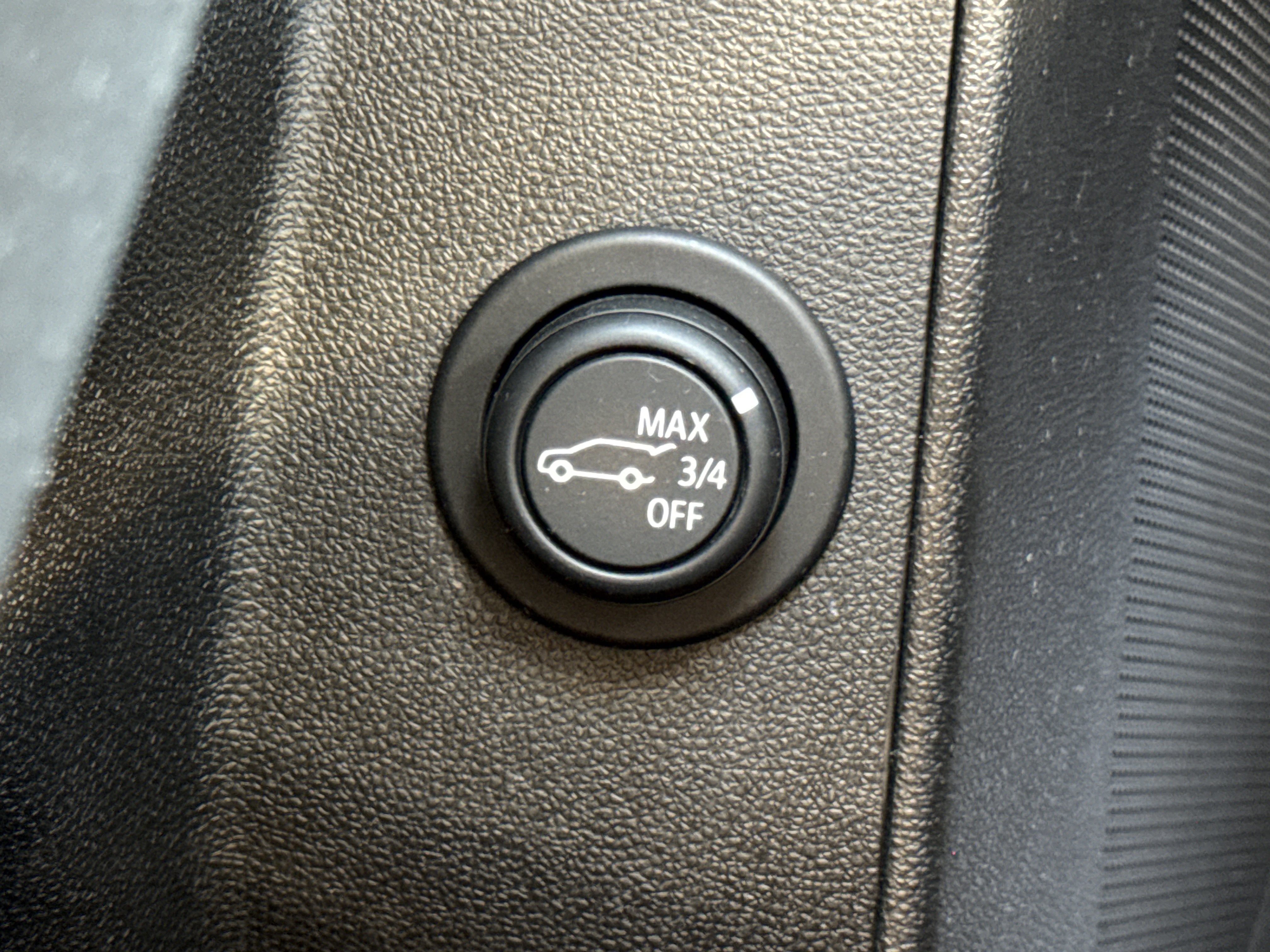 Used 2019 Chevrolet Equinox LT AWD/4WD image 23