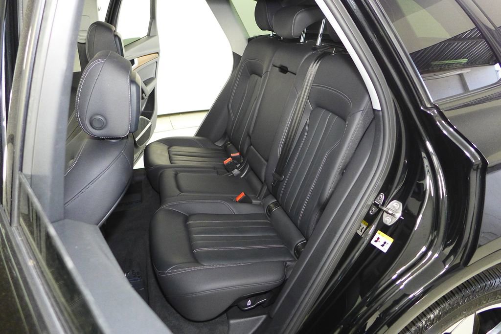 Used 2023 Audi Q5 2.0T Premium Plus w/ Premium Plus Package image 21