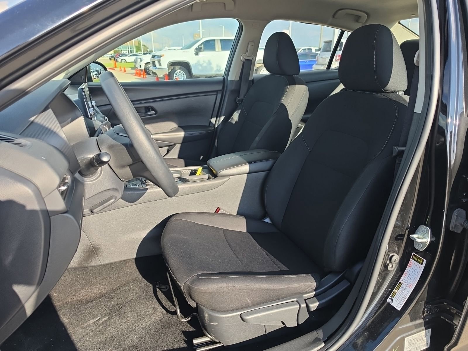 Used 2025 Nissan Sentra S FWD image 13