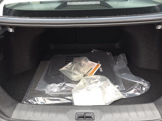 New 2027 Nissan Sentra SR w/ Floor Mat Package FWD image 32