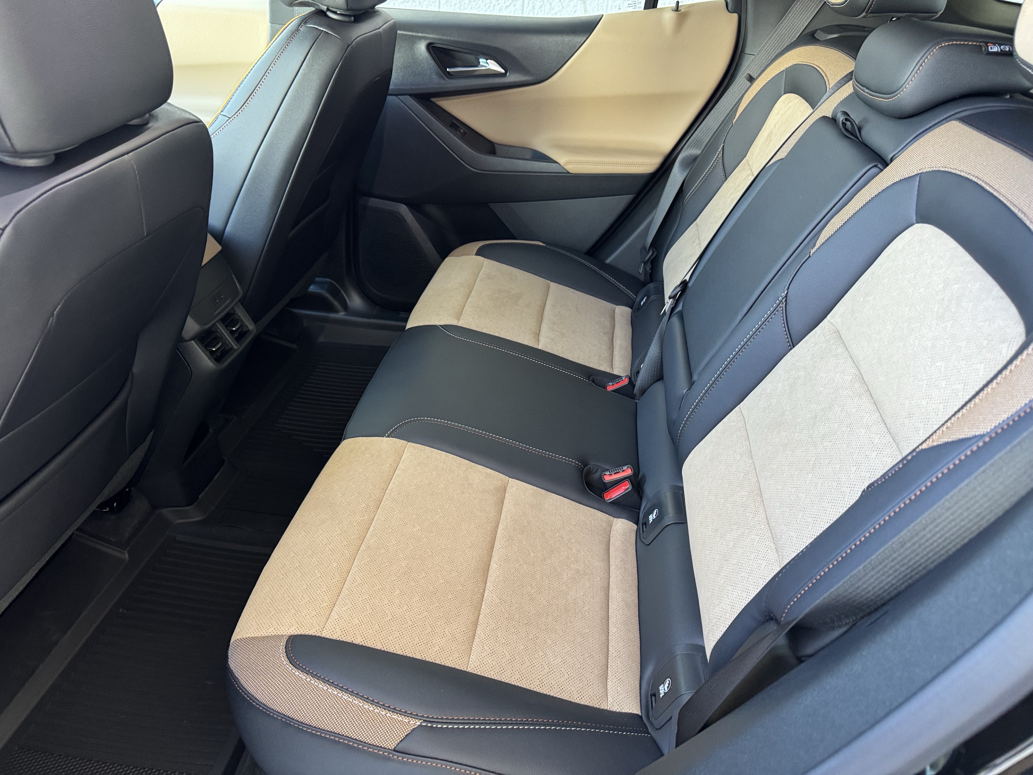 New 2026 Chevrolet Equinox ACTIV w/ Safety and Technology Package FWD image 16