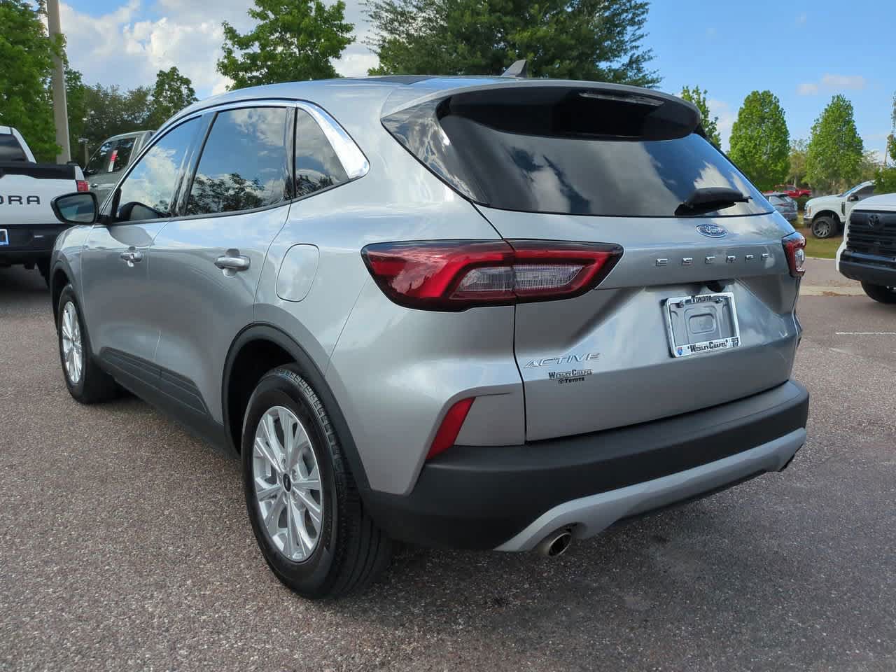 Used 2023 Ford Escape Active FWD image 4