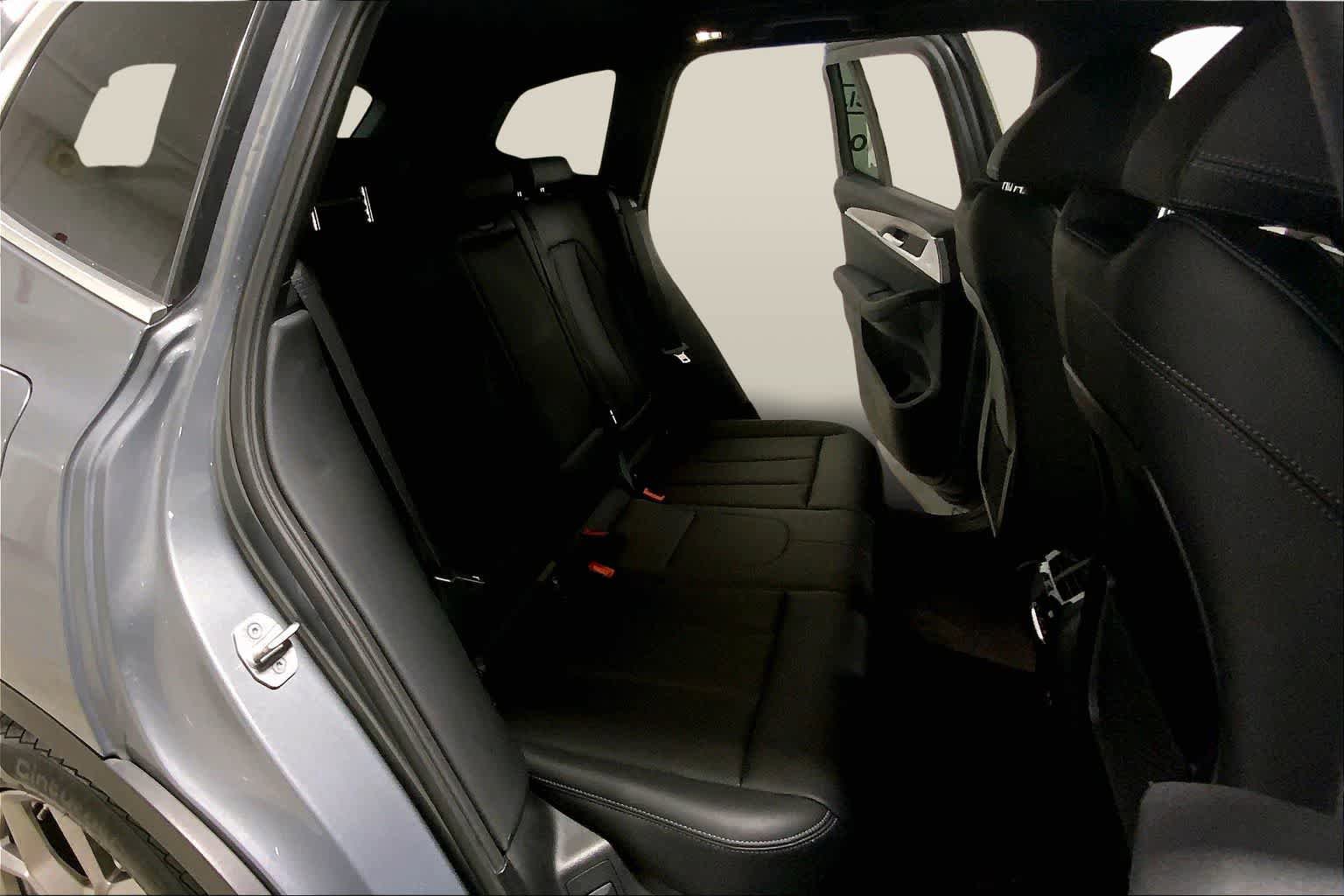 Used 2023 BMW X3 sDrive30i w/ Convenience Package RWD image 19