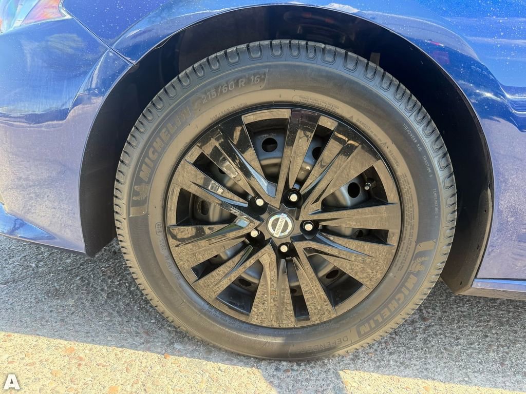 Used 2020 Nissan Altima 2.5 SR FWD image 10