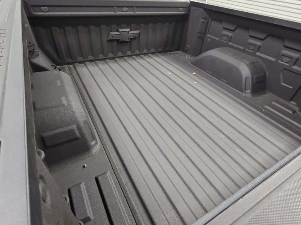 Used 2024 Chevrolet Silverado 1500 LT Trail Boss w/ LT Trail Boss Premium Package AWD/4WD image 38