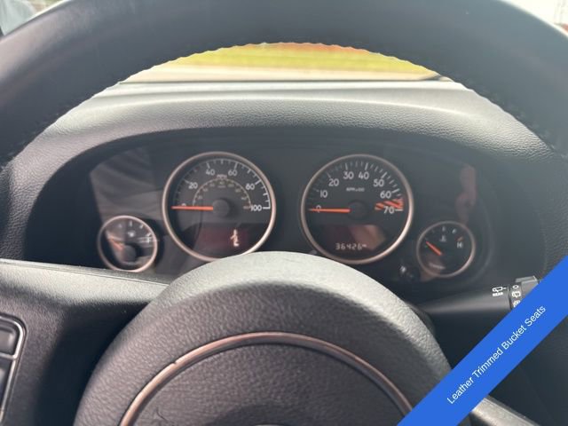 Used 2017 Jeep Wrangler Unlimited Sahara AWD/4WD image 11