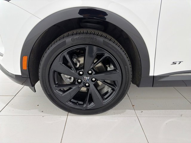 Used 2024 Buick Envision Sport Touring image 44