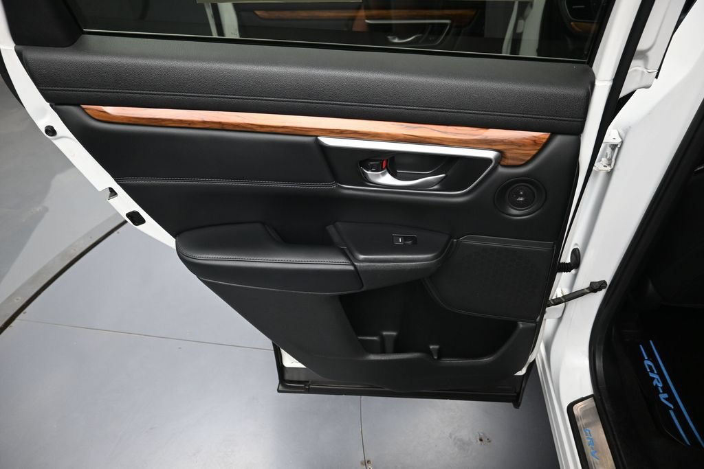 Used 2019 Honda CR-V Touring image 26