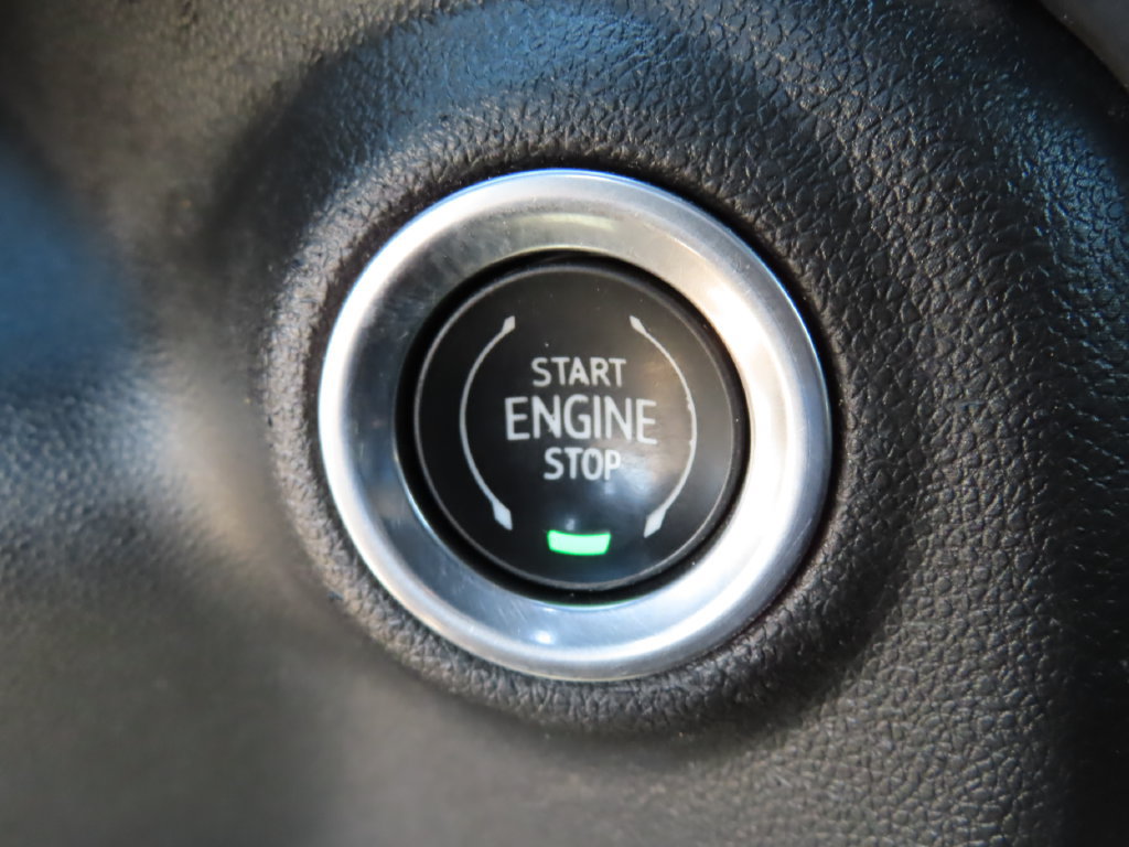 Used 2023 Chevrolet Silverado 1500 Custom AWD/4WD image 8