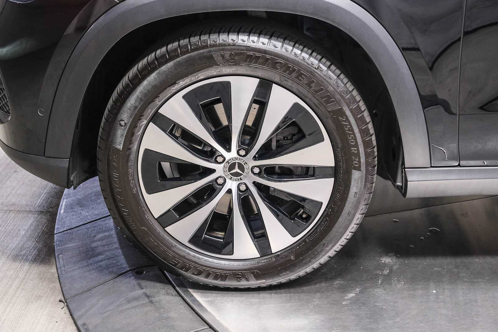 Certified 2025 Mercedes-Benz GLE 350 4MATIC image 10