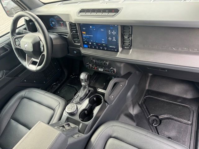 Used 2025 Ford Bronco Badlands image 26