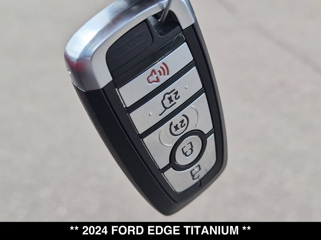 Used 2024 Ford Edge Titanium AWD/4WD image 27