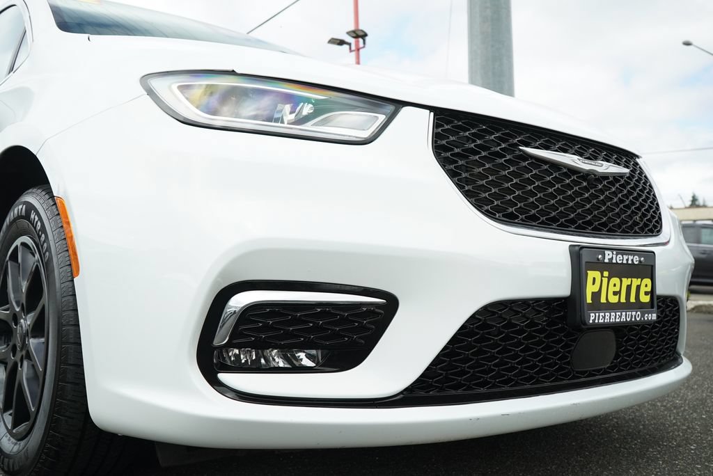 Used 2022 Chrysler Pacifica Touring-L FWD image 29