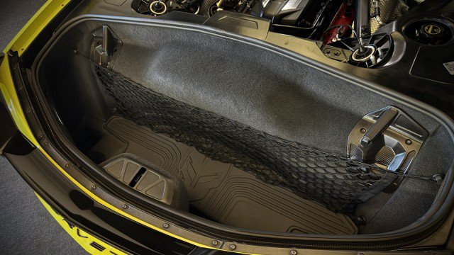 Used 2024 Chevrolet Corvette Stingray Premium Cpe w/ Z51 Performance Package RWD image 33