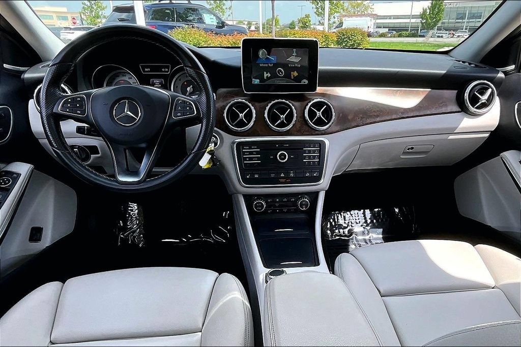 Used 2016 Mercedes-Benz GLA 250 4MATIC image 21