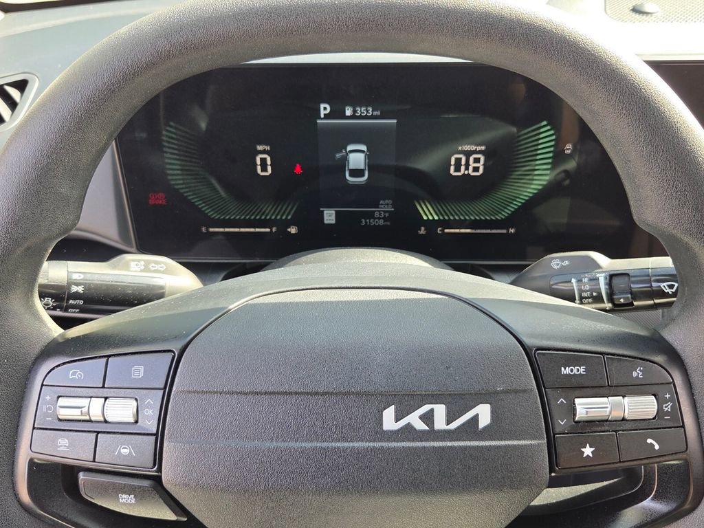 Used 2025 Kia K4 LXS image 22