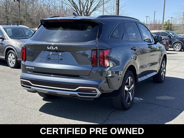 Used 2023 Kia Sorento S w/ Panoramic Sunroof Package FWD image 2